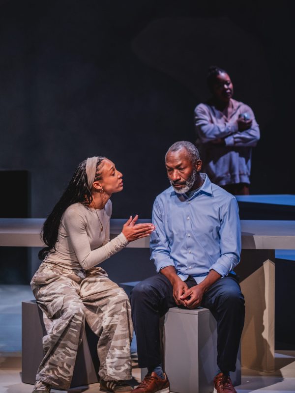 I__20251109_Tarragon_profoundly-0551 I__20251109_Tarragon_profoundly-0551